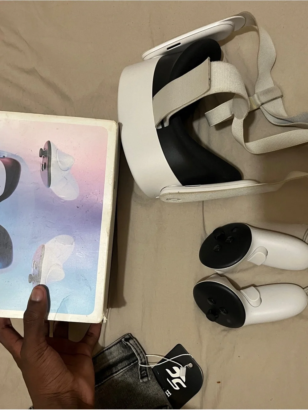 Oculus Standalone VR Headset in White